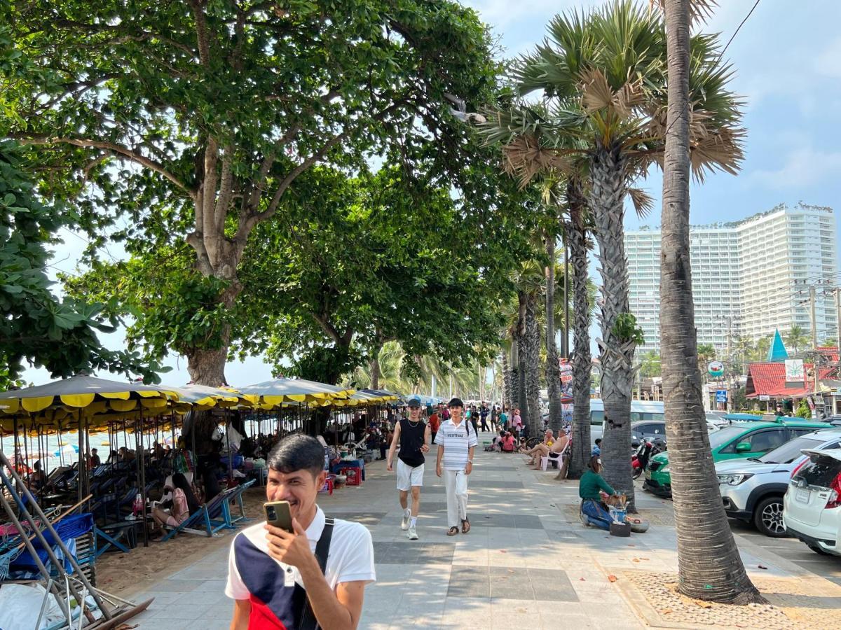 Yuri Guesthouse Jomtien Beach Eksteriør billede